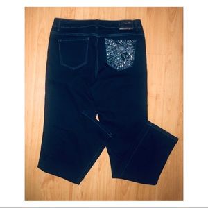 Anne Klein NWOT Jeans